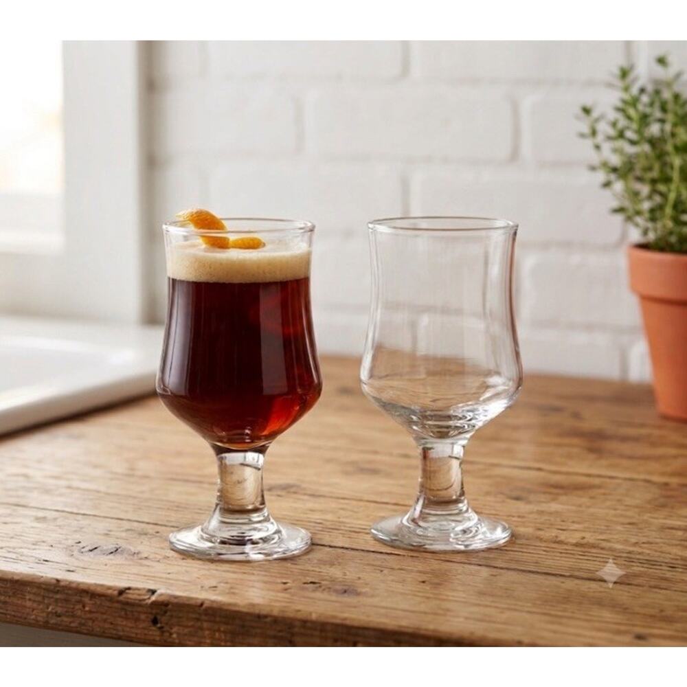 Unbranded Set of 2 Ship Drink or‎ Dessert Glasses, EUC